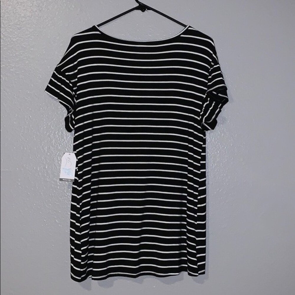 Maternity Ruffle Stripe Top with Elastic Band - Picture 3 of 6
